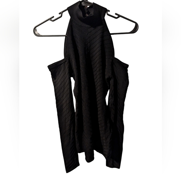 Boston Proper Knitted Cold Shoulder Top - Picture 3 of 4